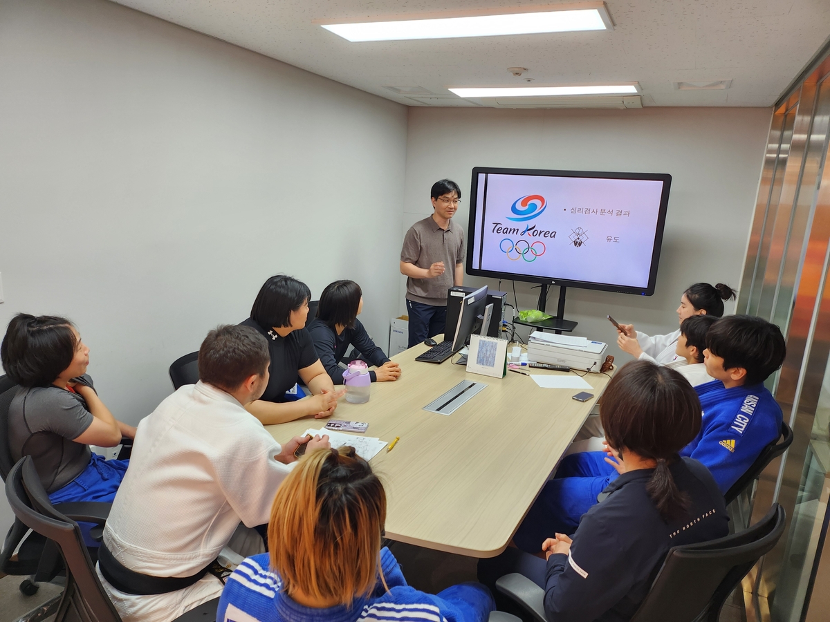 【观点】笼罩哈维的阴云也在笼罩弗里克