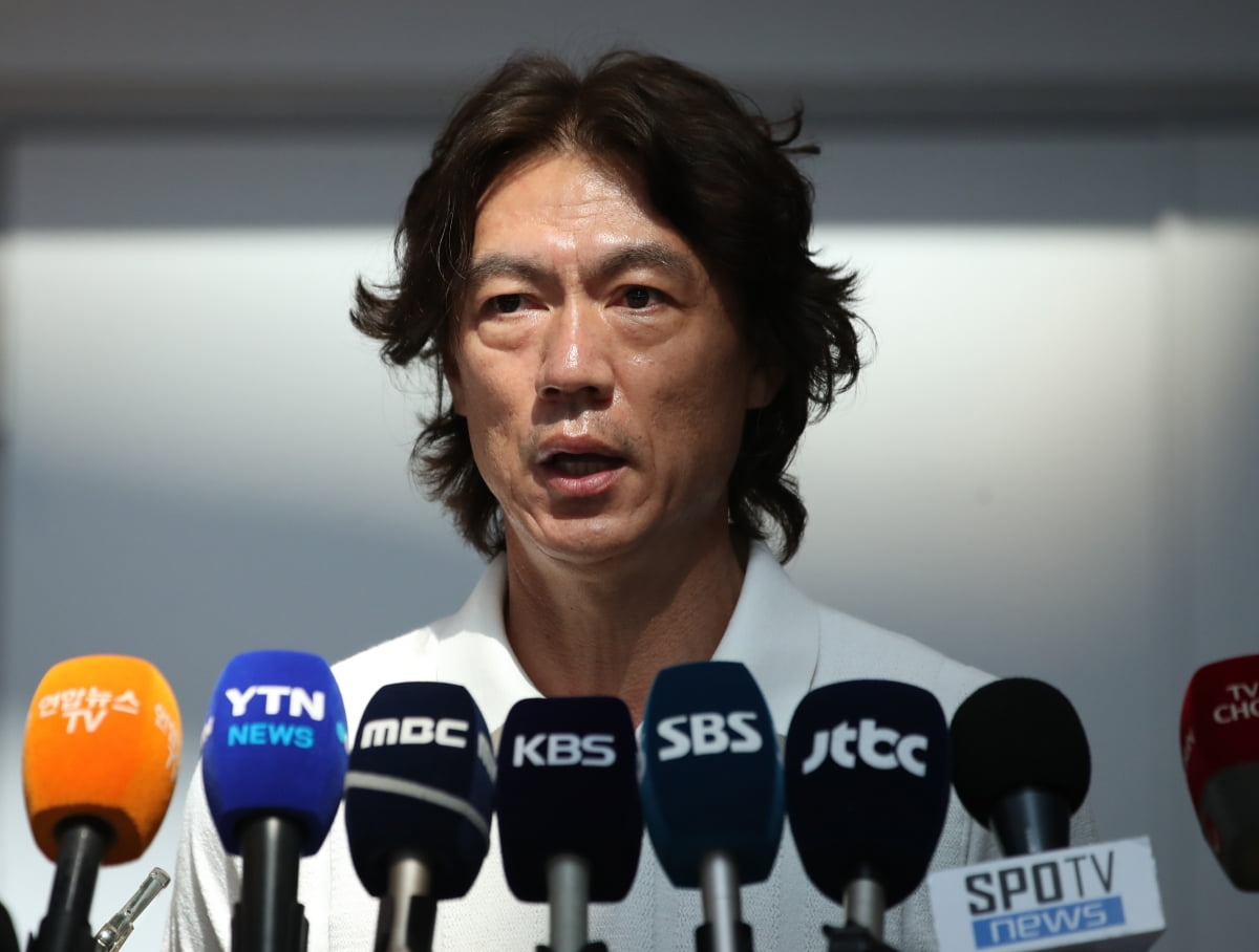 曼城官方：科瓦契奇对阵切尔西的一条龙当选队内8月最佳进球