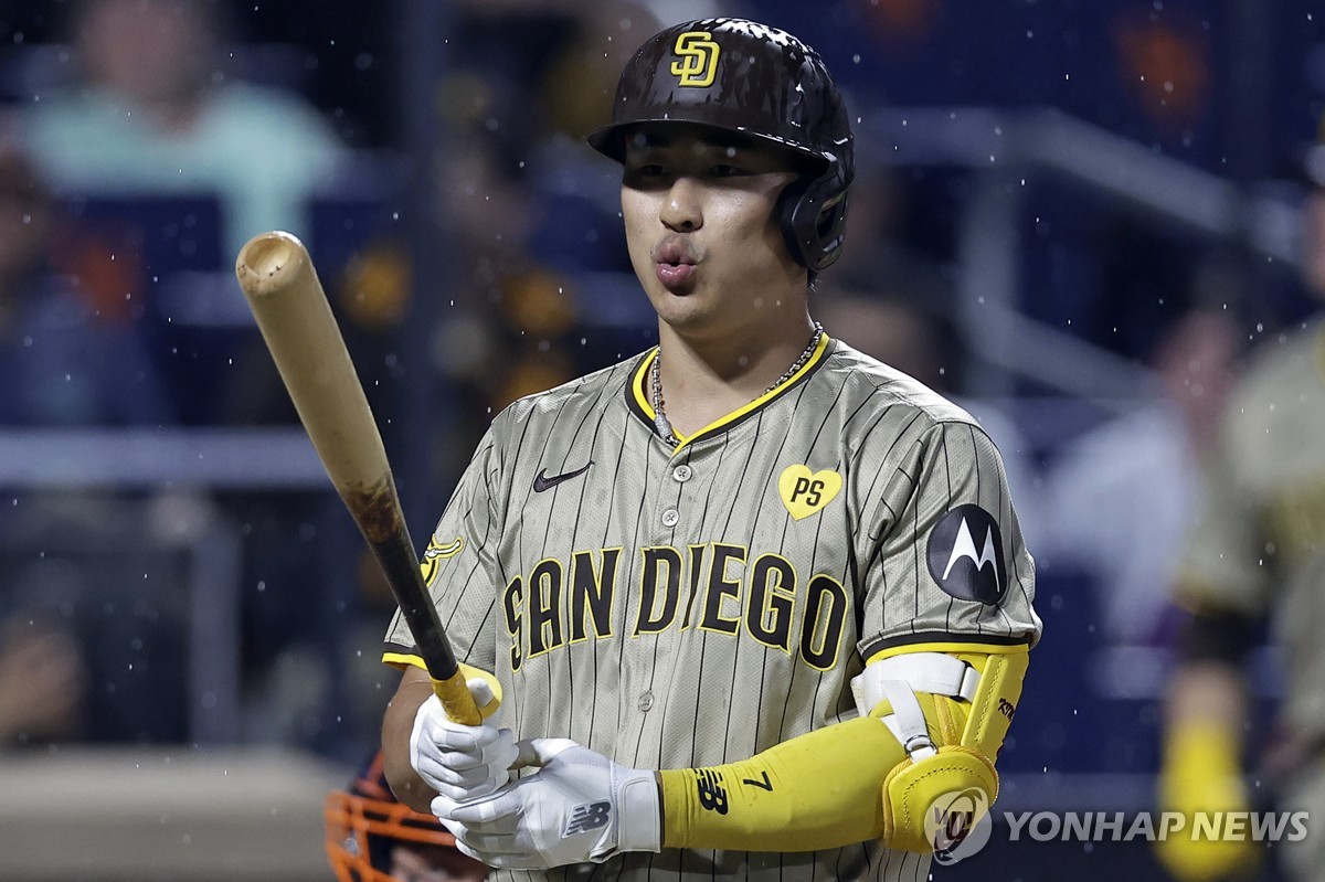 穆托姆博生涯荣誉：4次DPOY并列历史最多 2015年入选全明星