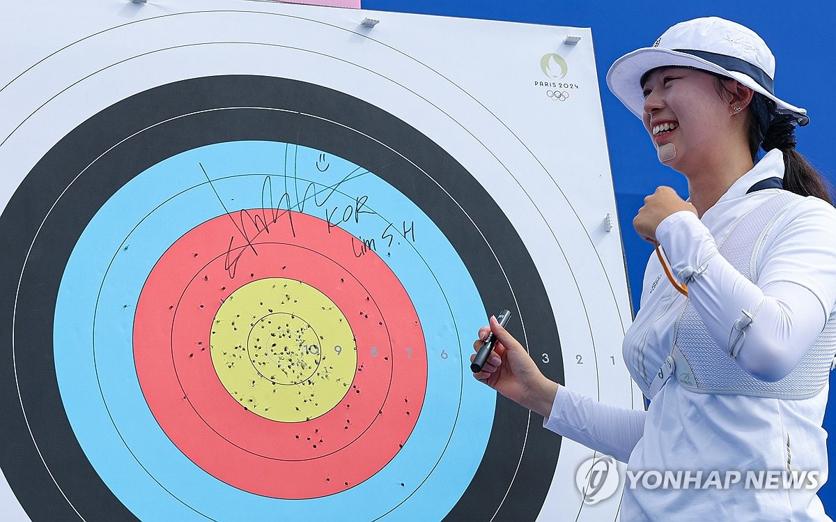 杰克逊为切尔西攻入20粒英超进球 追平“伟西左”托雷斯
