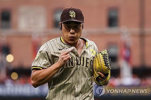 杜兰吊射惩罚诺伊尔 维拉1-0领先拜仁